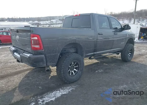 2022 Ram 2500 Big Horn 4X4 6'4 Box z USA, uszkodzony, nr VIN 3C6UR5DL2NG325090